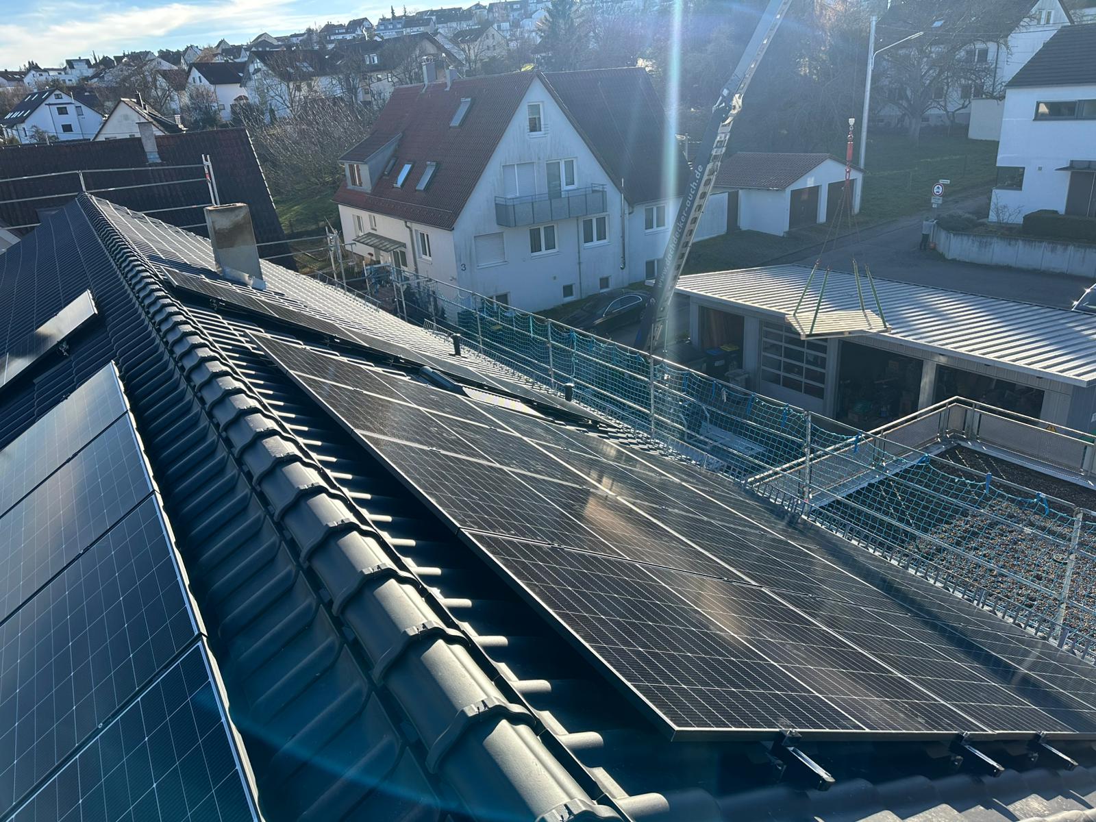 PV-Anlage-Solar-Anlage-Solar-auf-Dach_1